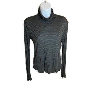 Forever 21 Gray Black Turtleneck Sweater Sz M